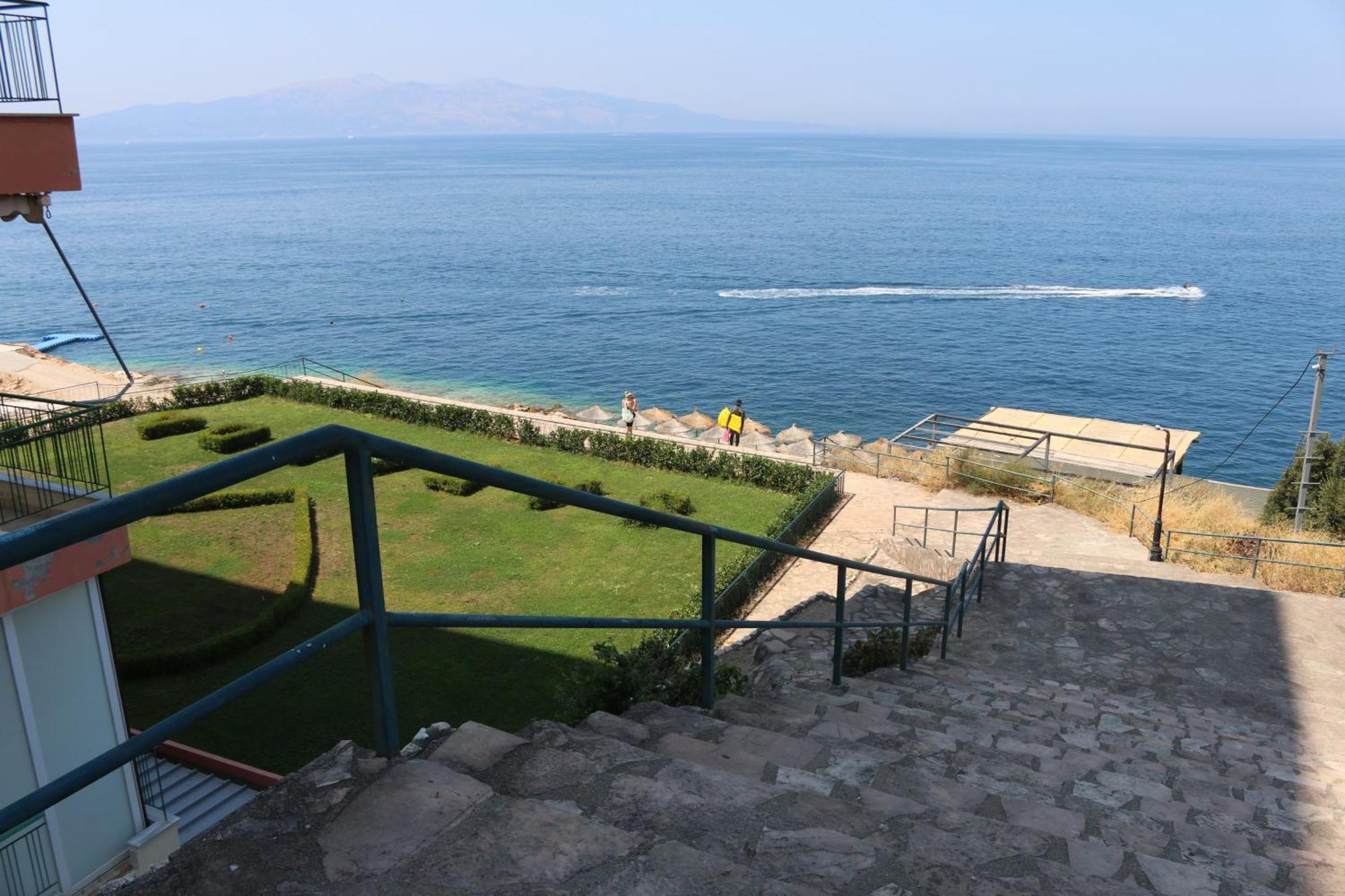 Sail Sea View Apartments Sarandë Exterior foto
