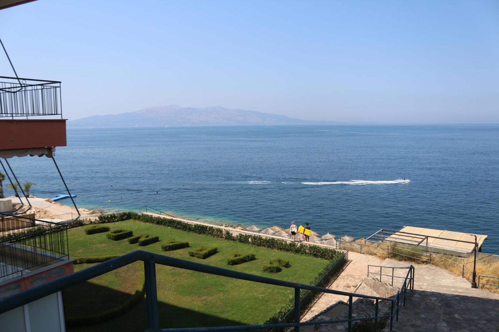 Sail Sea View Apartments Sarandë Exterior foto
